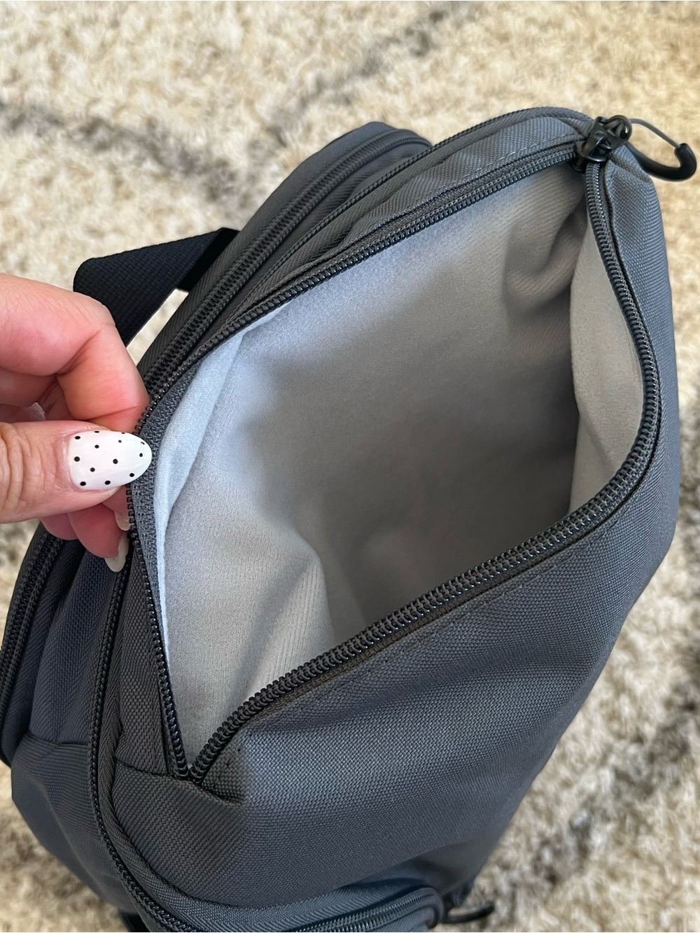 ✔️NWT✔️ NIKE Varsity Elite Backpack Grey Black - Picture 13 of 15